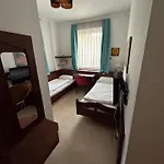 Parkhotel Szálloda *