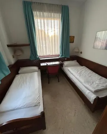 Parkhotel Szálloda
