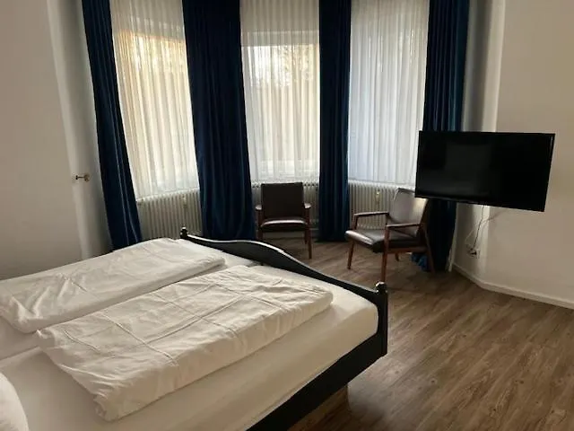 Parkhotel ホテル ロットヴァイル